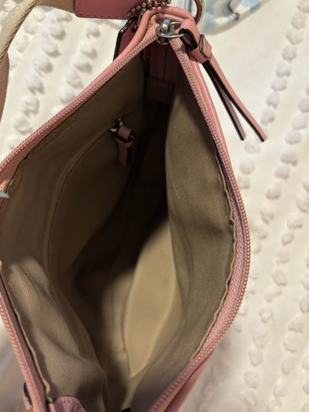 COACH Pink Leather Swing Pack Purse SOHO Crossbody Bag - Picture 15 of 16